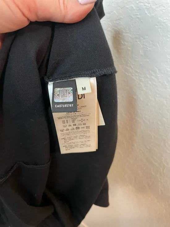 Auth Fendi Roma Black Tee - Picture 7 of 10